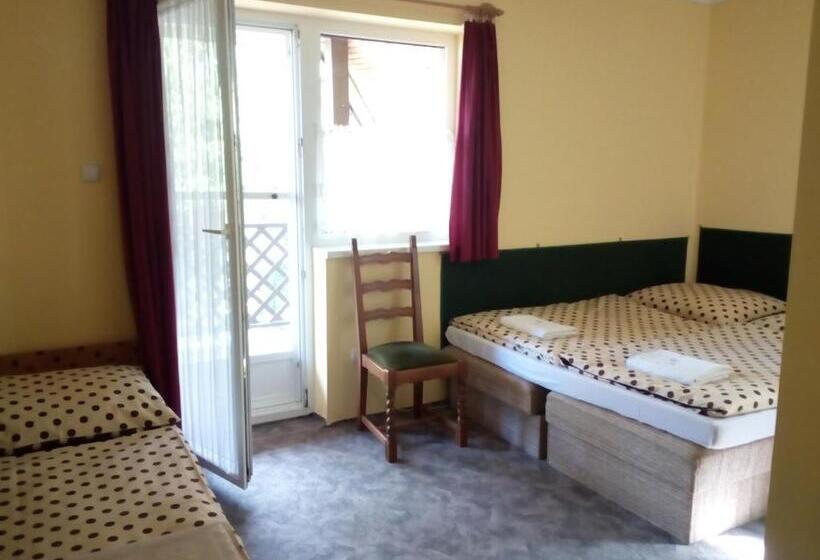 스탠다드 트리플 룸, Gulyás Vendégház