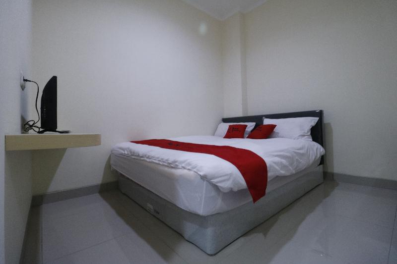 Номер Стандарт, Reddoorz Plus Near Mall Ciputra Jakarta
