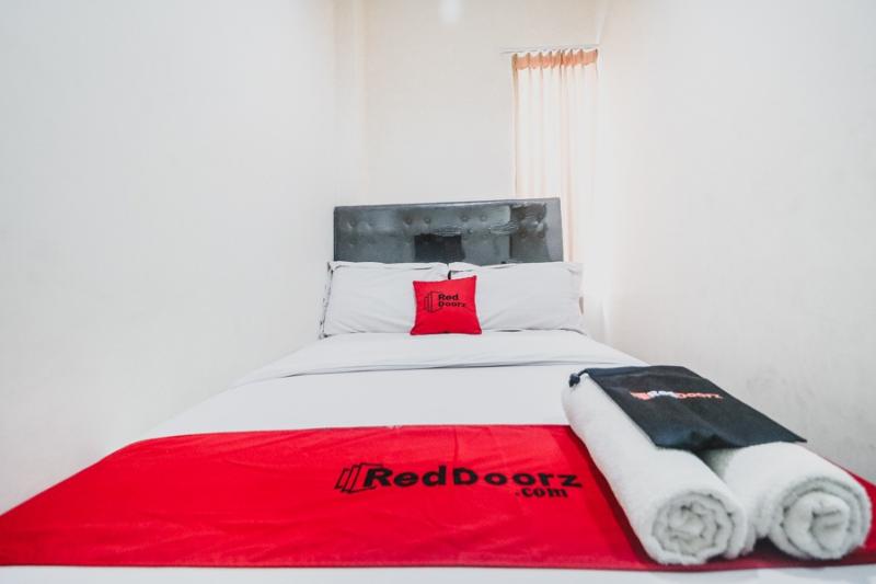 Номер Стандарт Индивидуальный, Reddoorz Plus Near Mall Ciputra Jakarta