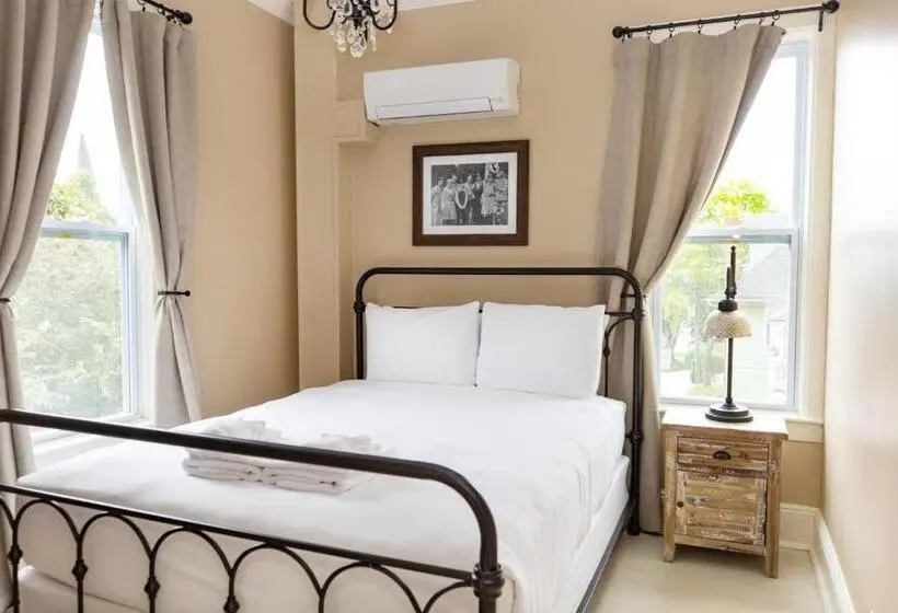 バス共有のスタンダードルーム, Pine Cottage Bed & Breakfast