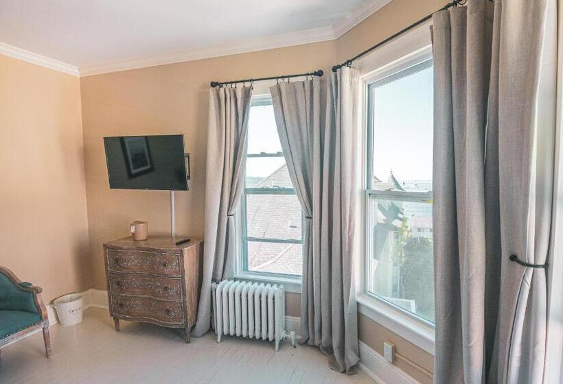 Стандартный Номер Кровать Кинг, Pine Cottage Bed & Breakfast