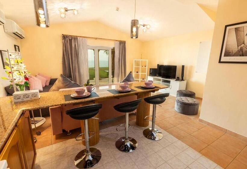 オーシャンビューデラックススイート, Sunset Beach Resort Marina & Spa