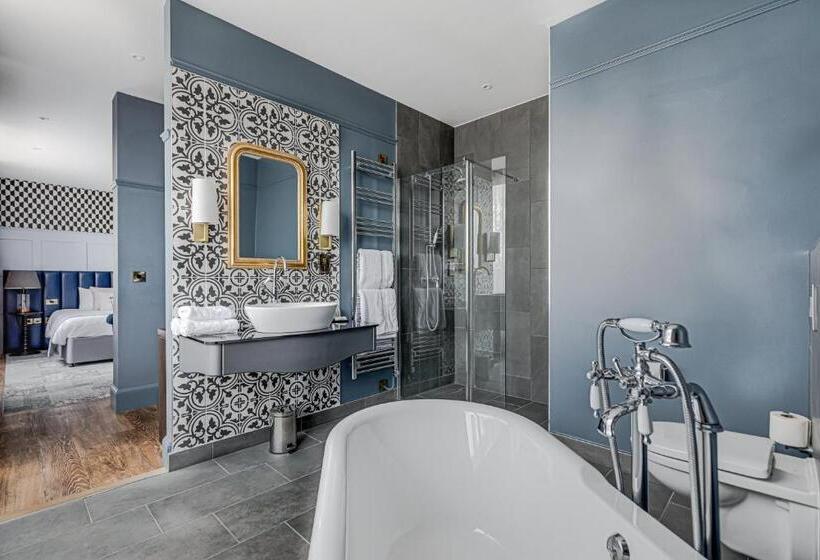 Полулюкс, St Martins Lodge