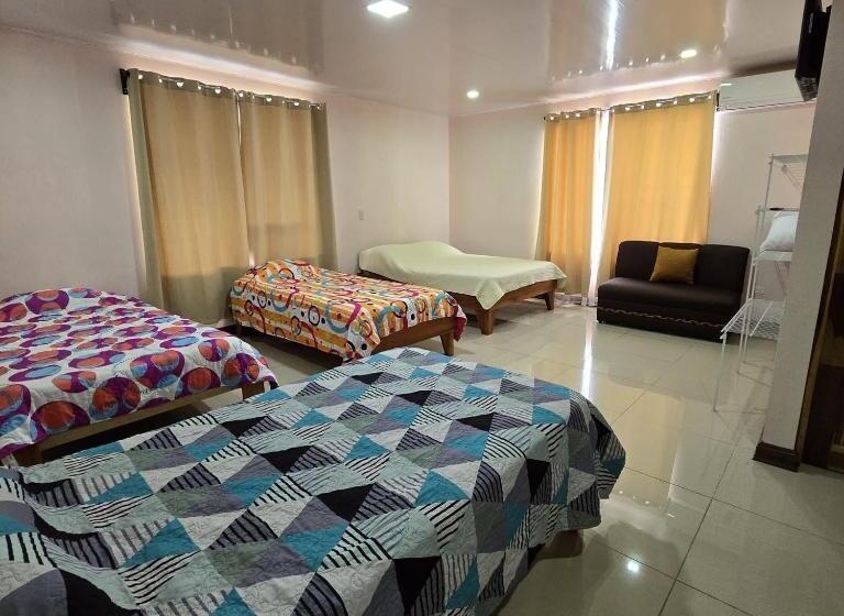 Семейный Номер, La Cascada