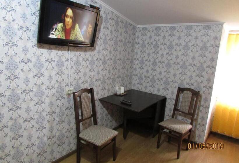 اتاق اکونومی, Salus