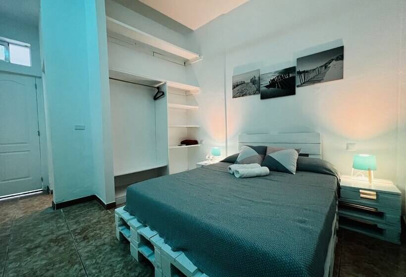 غرفة قياسية, El Jardin De Iris