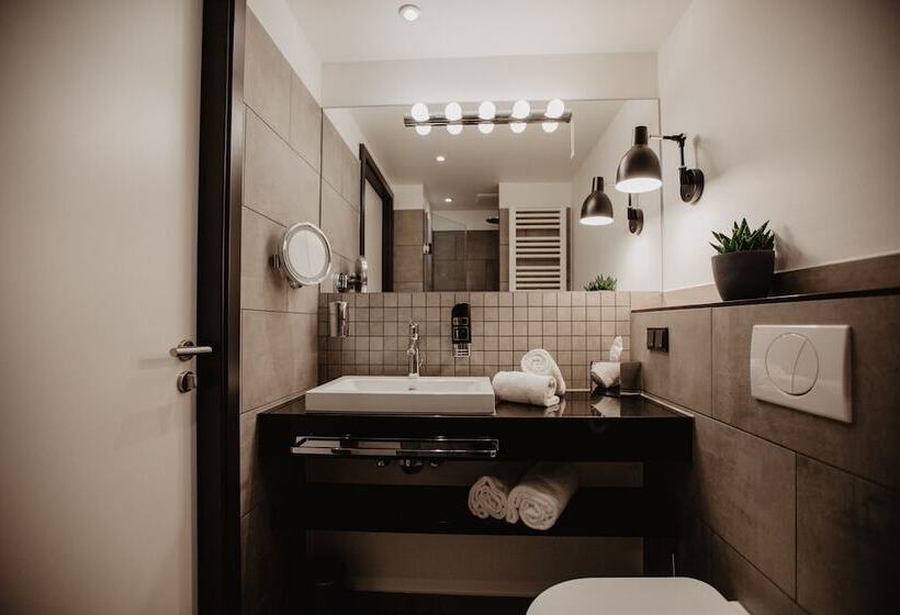 Апартаменты Комфорт 1 Спальня, Arivo Forchheim