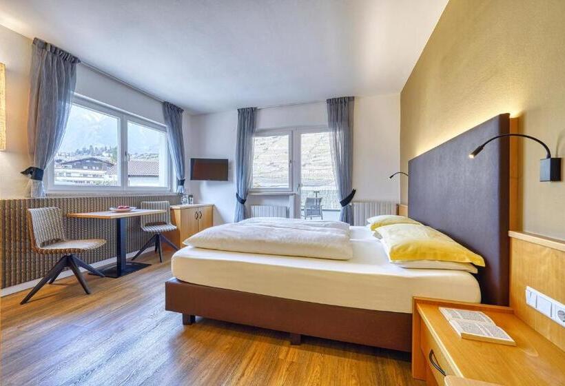 수피리어 룸, Das Mitterplarser