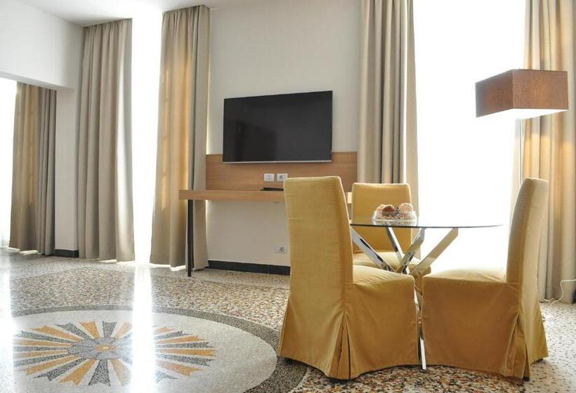 سوییت, Hnn Luxury Suites