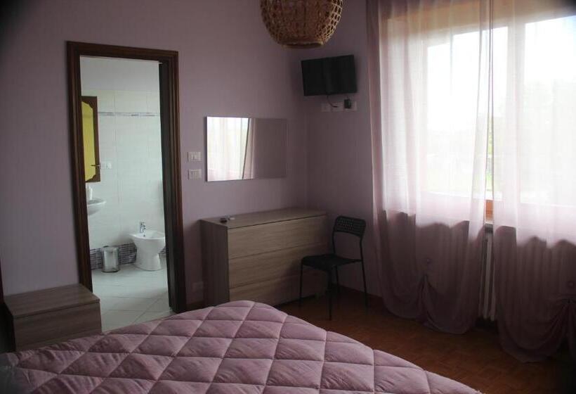 اتاق استاندارد با چشمانداز باغ, Lavillaparking