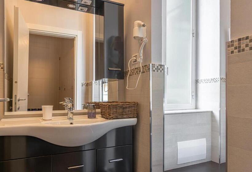 غرفة قياسية رباعية, I Sapori Del Levante