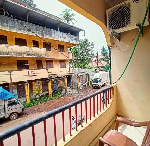 חדר סטנדרט חדר אמבטיה משותף, Sanman Hotels