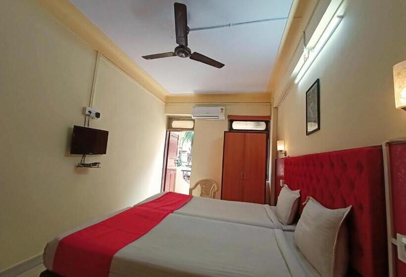 带共用浴室的标准房间, Sanman Hotels