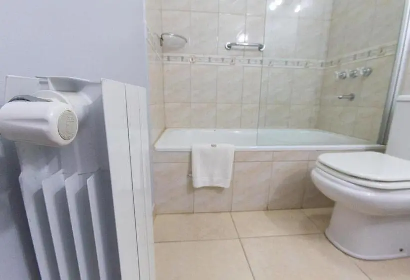 آپارتمان سوپریور 1 خوابه, Apart Hotel Rivadavia 815