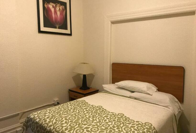 غرفة قياسية, Boston