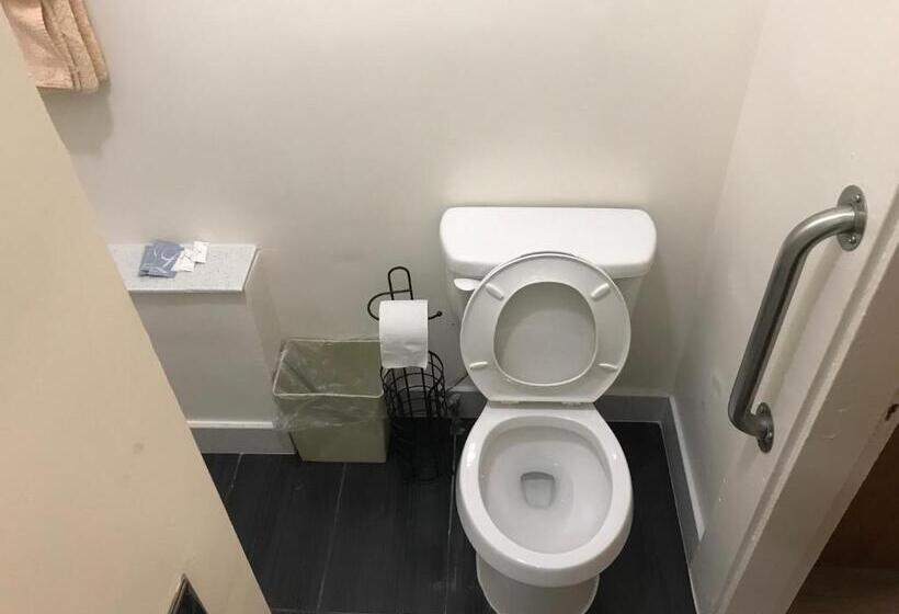 غرفة قياسية, Boston