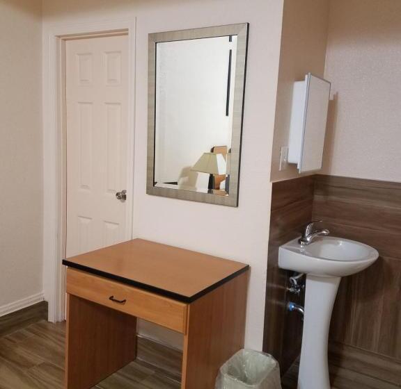 غرفة ديلوكس, Boston