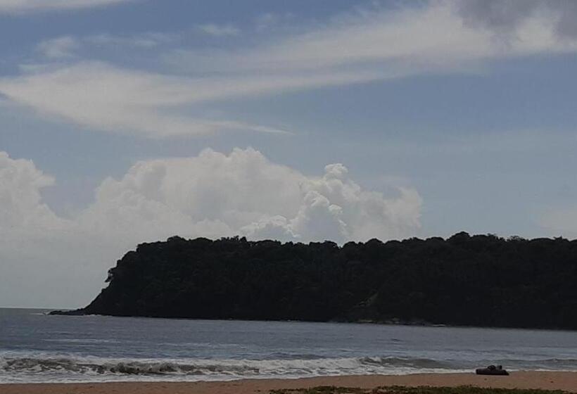 חדר דלוקס עם מרפסת נוף לים, Monsoon