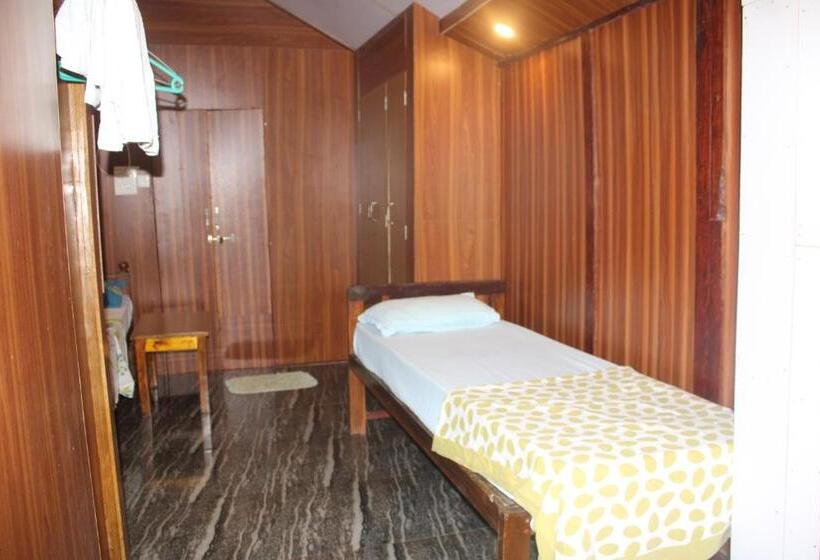 חדר דלוקס עם מרפסת נוף לים, Monsoon