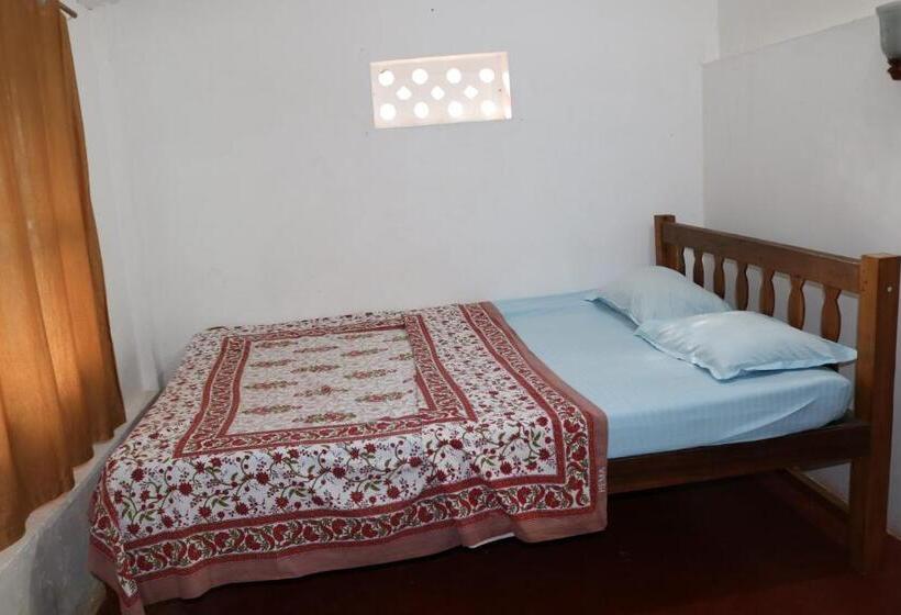 חדר סטנדרט נוף לגינה, Monsoon