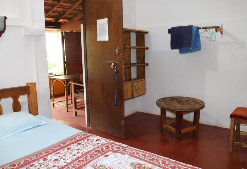 חדר סטנדרט נוף לגינה, Monsoon