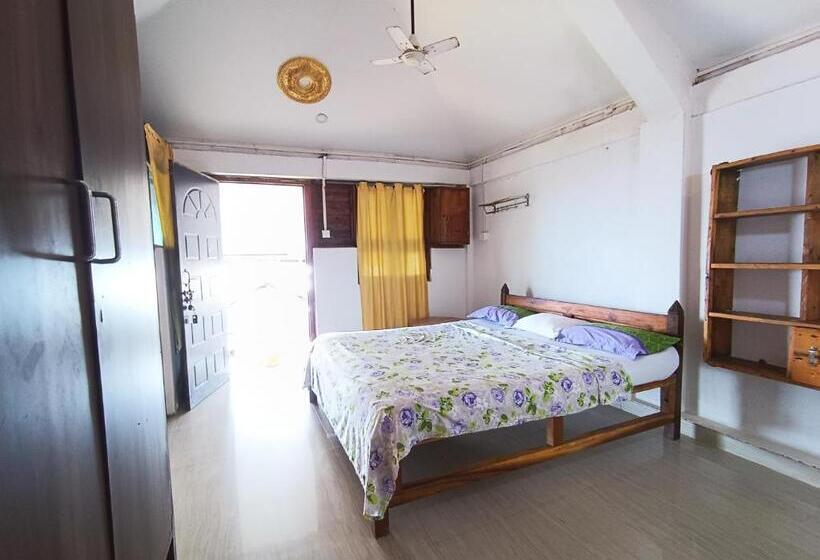 חדר דלוקס צדדי נוף לים, Monsoon