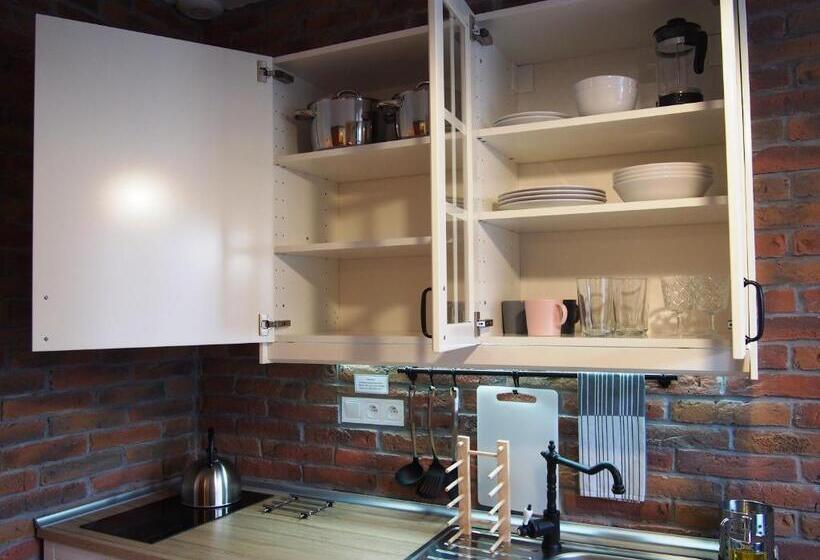 חדר אקונומי, Penzion V Peřině