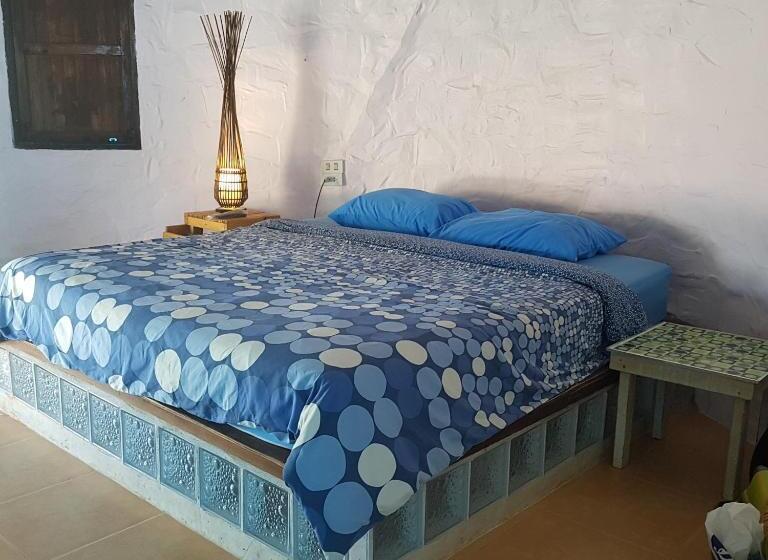 بنجلو قياسى مطل على البحر, Sunrise Beach Resort