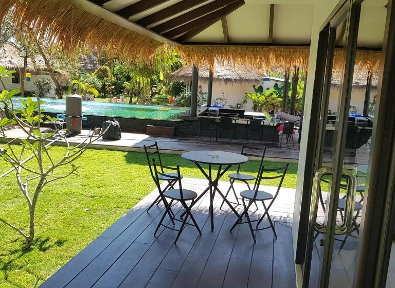 بانگلوی خانوادگی با چشم‌انداز دریا, Sunrise Beach Resort