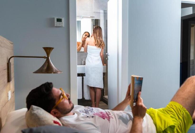 Номер Стандарт, Marconi 1935