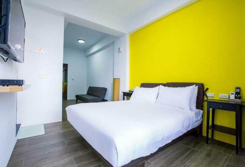 اتاق استاندارد, Central Woods