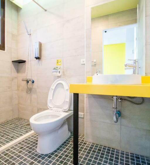 اتاق استاندارد, Central Woods