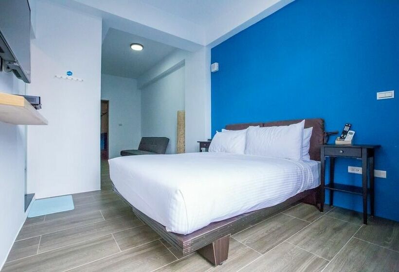 اتاق استاندارد, Central Woods