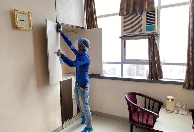 اتاق سوپریور, Bony Sunrise