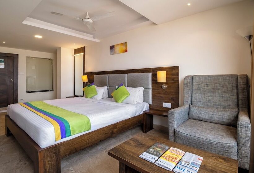 Номер Deluxe, Treebo Pl Grand, Vishakapatnam