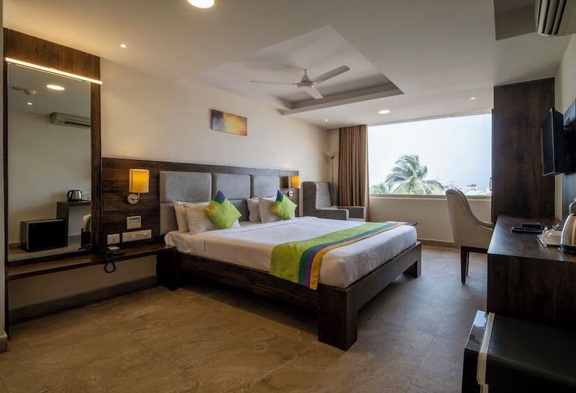 Номер Deluxe, Treebo Pl Grand, Vishakapatnam