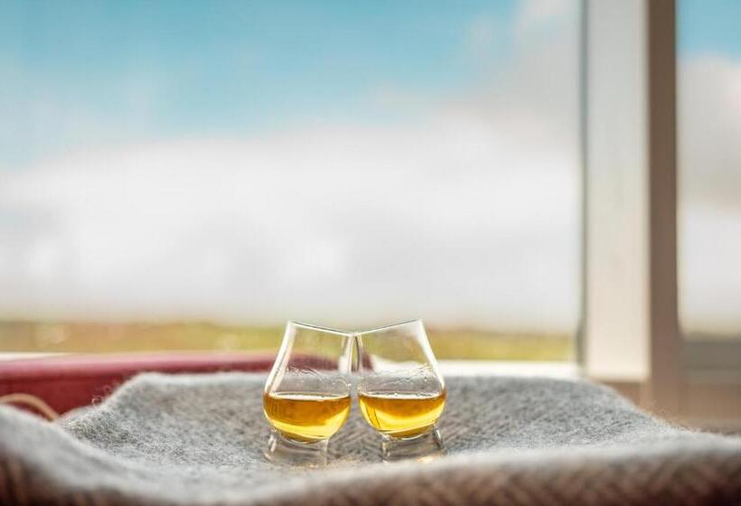 豪华房间, Another Place, The Machrie