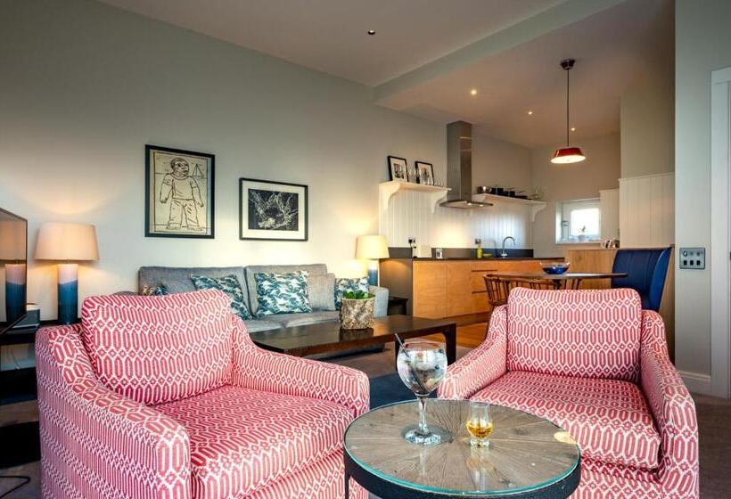 复式套房, Another Place, The Machrie