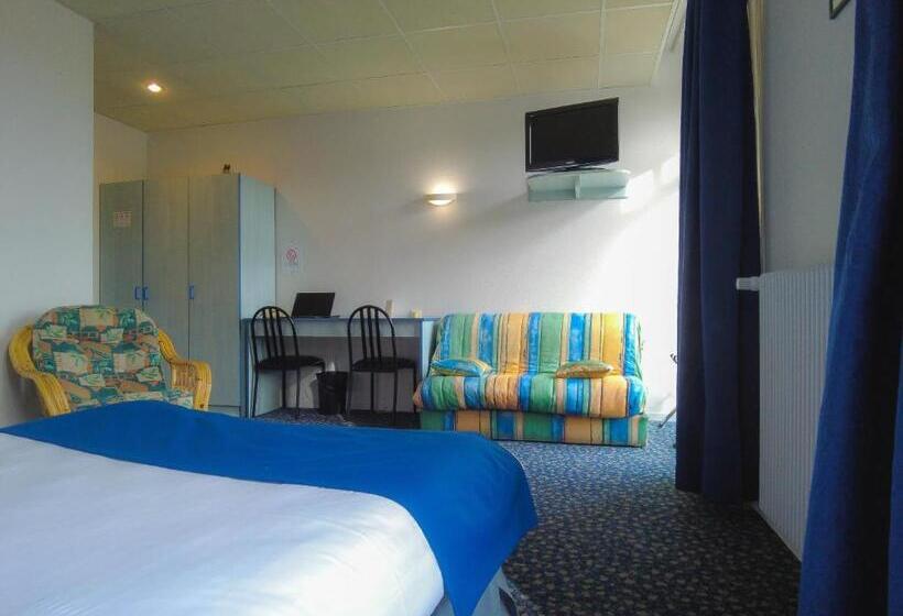 غرفة عائلية, Le Cesar