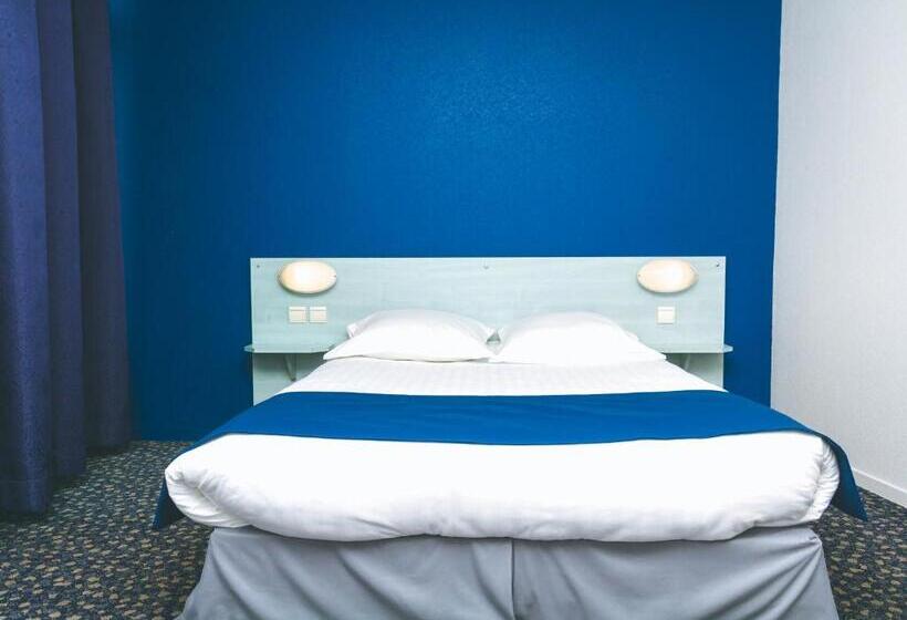 غرفة قياسية مزوَّدة بشُرفة, Le Cesar