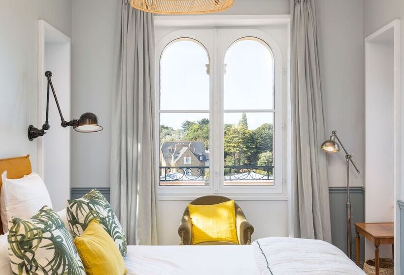 חדר קלאסי, Le Nessay