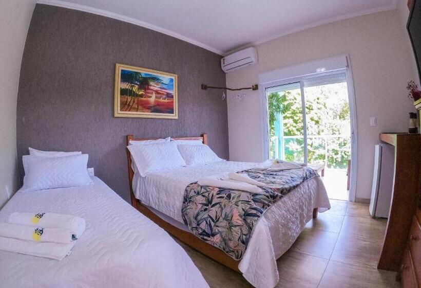 سوئیت با بالکن, Residencial águas De Bare