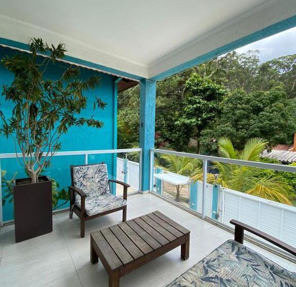 سوئیت با بالکن, Residencial águas De Bare