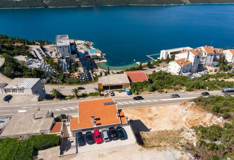 آپارتمان 1 خوابه با چشم‌انداز دریا, Villa Suzana