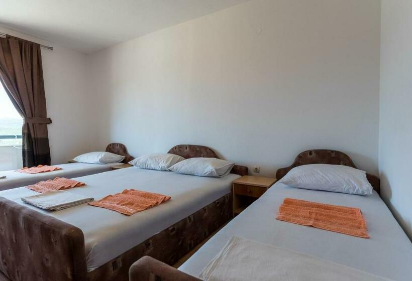 آپارتمان 1 خوابه با چشم‌انداز دریا, Villa Suzana