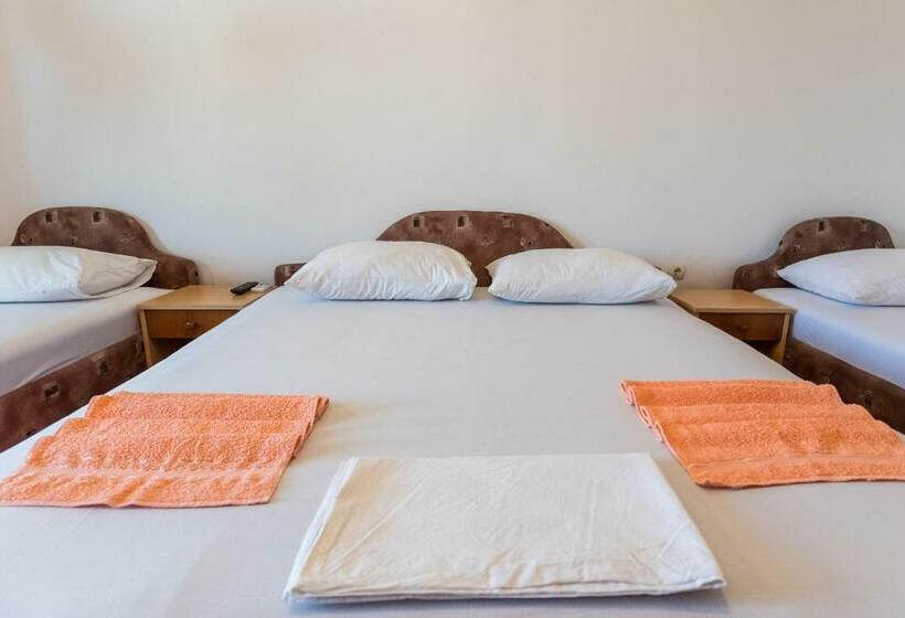 آپارتمان 1 خوابه با چشم‌انداز دریا, Villa Suzana