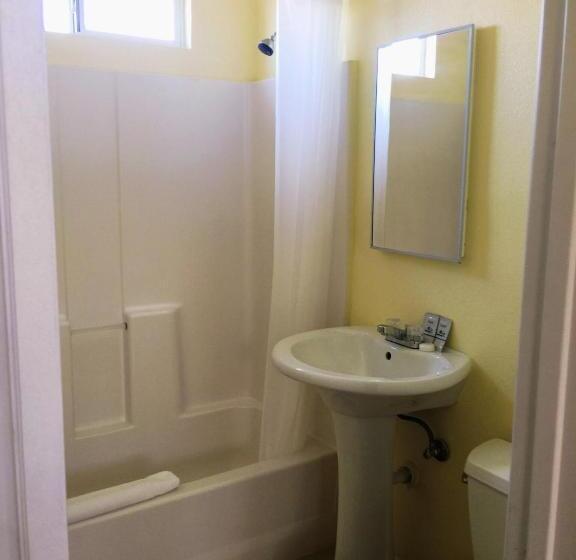 ベーシックルーム, Europa Inn & Suites