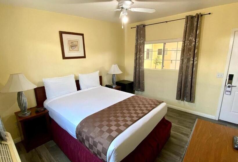 スタンダードルーム, Europa Inn & Suites