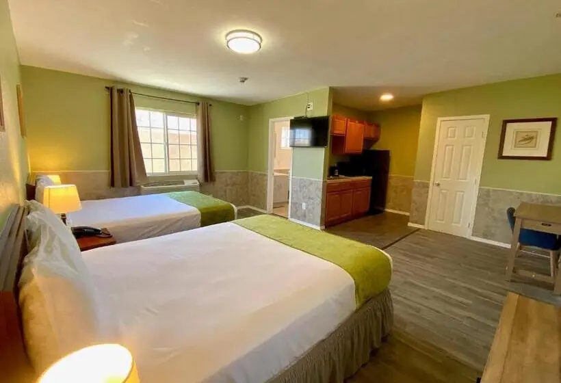 デラックススイート, Europa Inn & Suites
