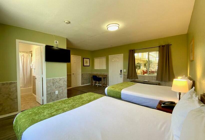 デラックススイート, Europa Inn & Suites